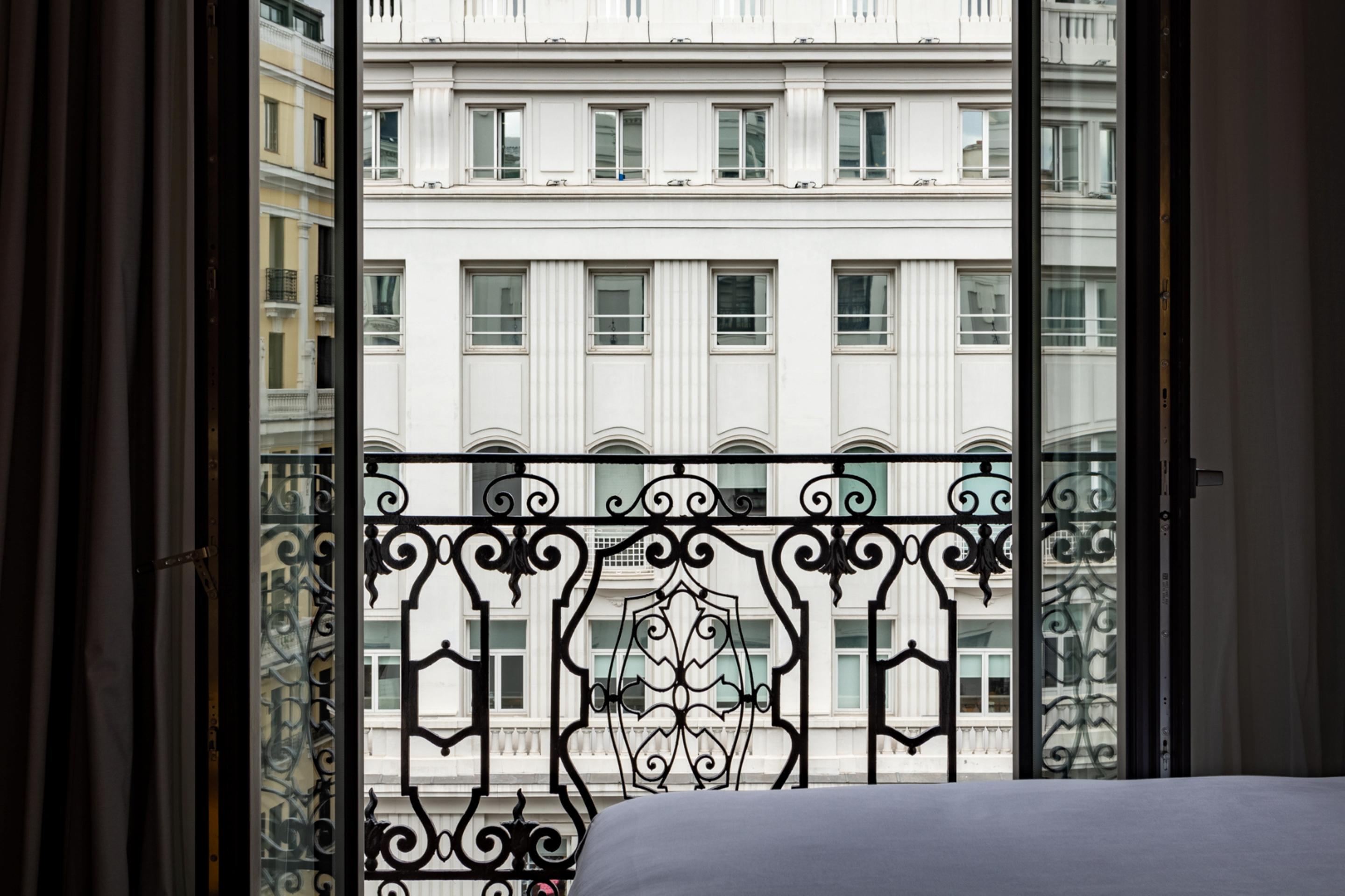 Hotel Pestana Cr7 Gran Via Madrid Exterior foto